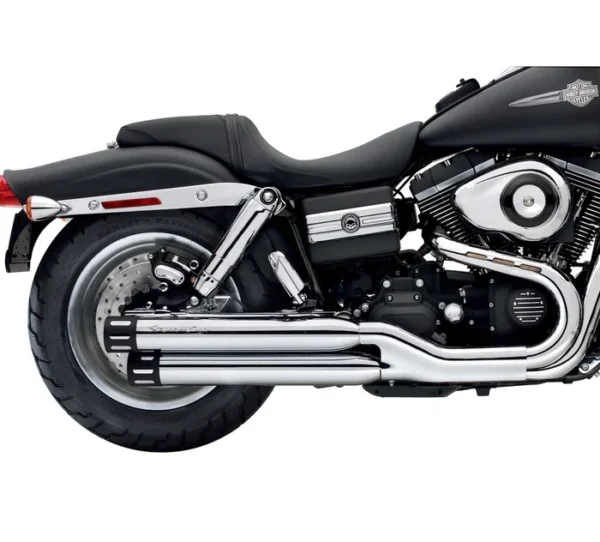 Screamin' Eagle Street Performance Slip-On Staggered Dual Mufflers